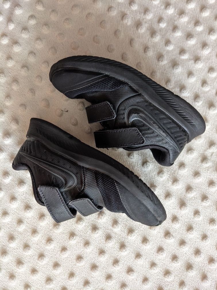 Кроссовки nike детские