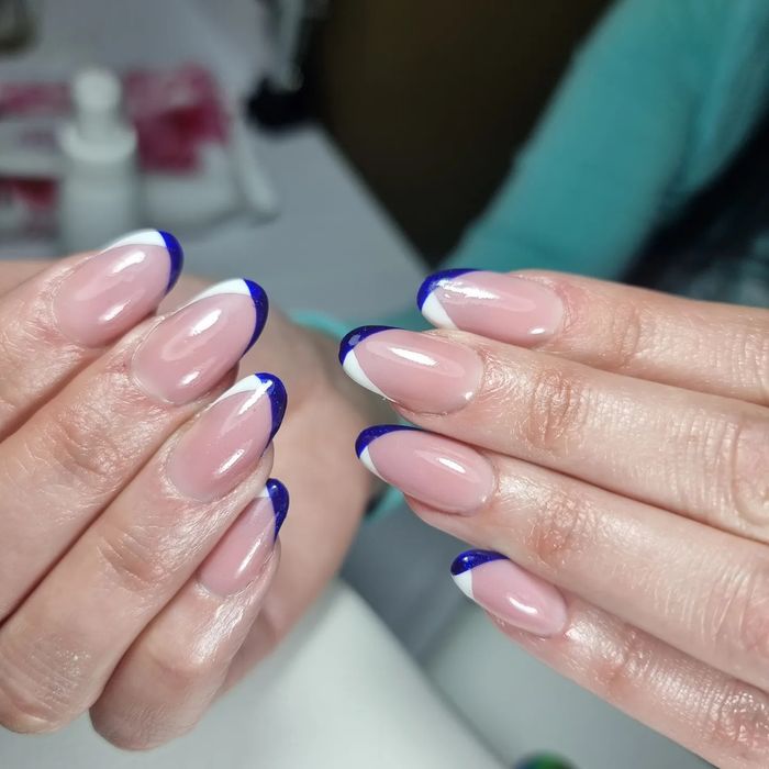 350 грн ЗАРЕЧНЫЙ Маникюр,педикюр,гель-лак,парафинотерапия