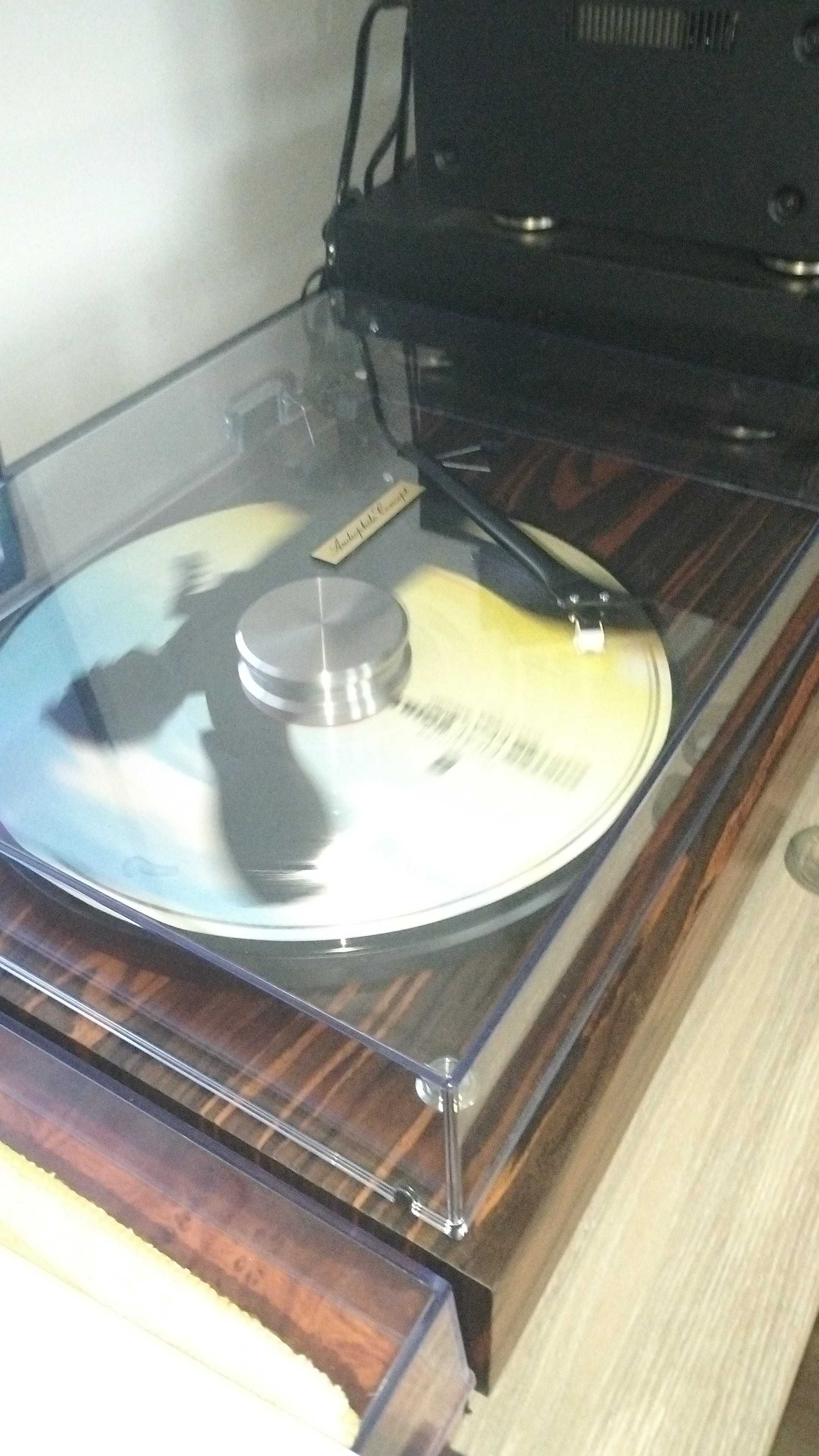 Gramofon Pro-Ject