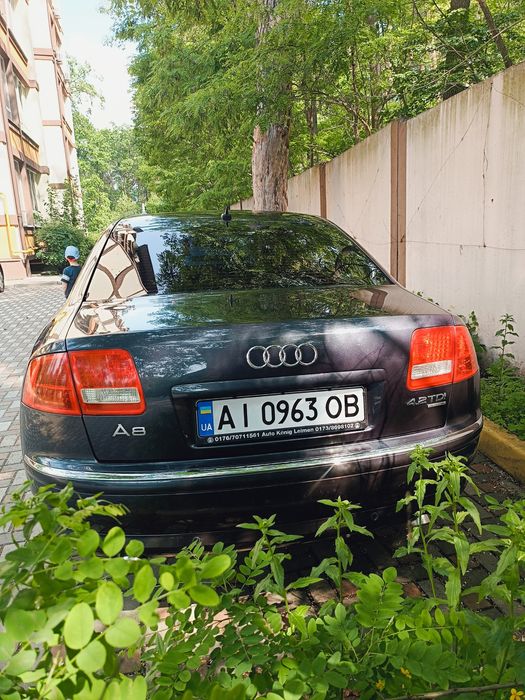 Audi A8 2003 рік 4.2 TDI Quattro