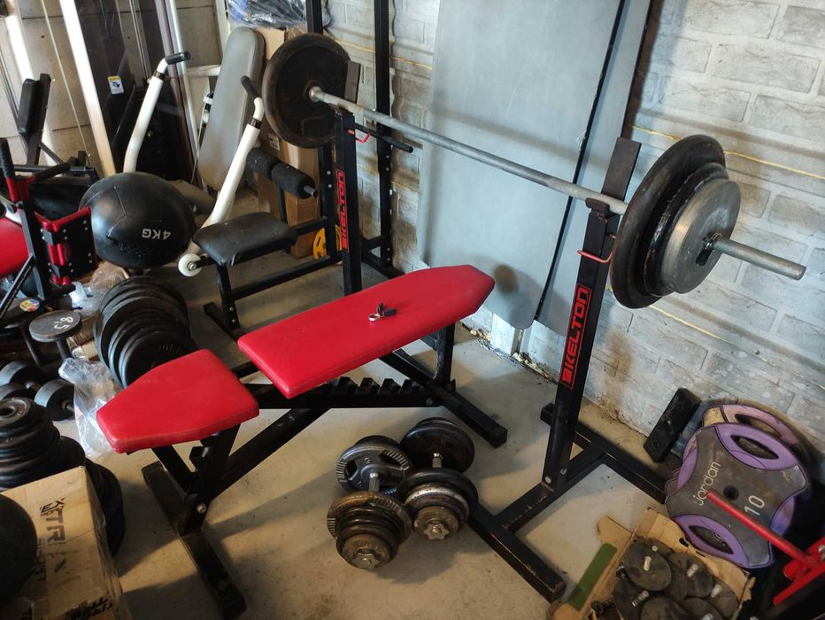 Siłownia Wyciąg ławka ławeczka obciążenie 136kg hantle żeliwo