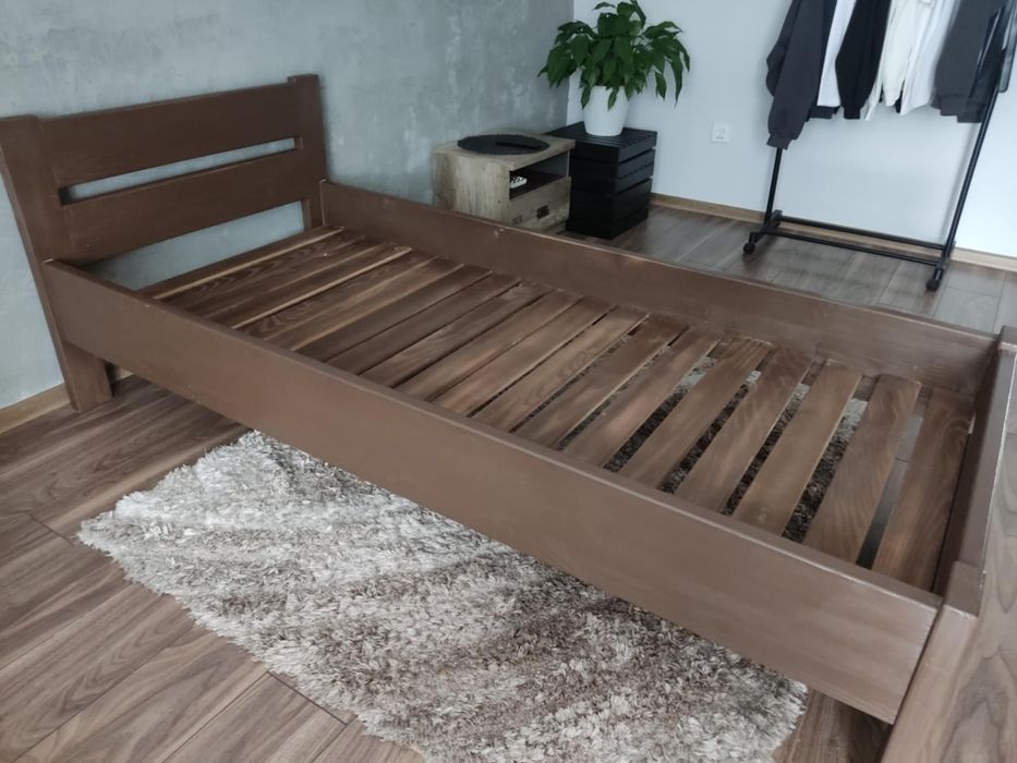 Łóżko drewniane 1 osobowe