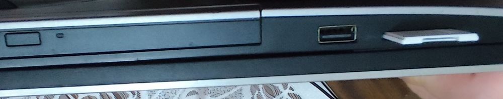 Laptop Dell 17 cali i7 SSD 500 GB GeForce 840M