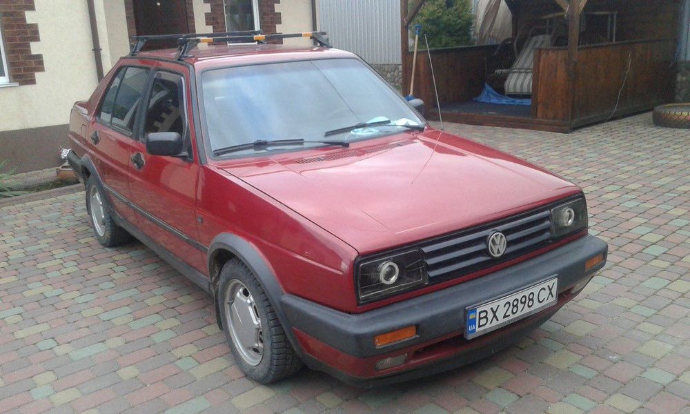 Volkswagen Jetta 1.6 бензин