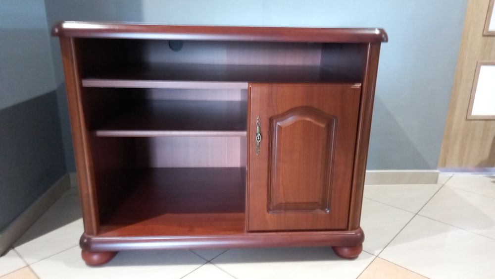 Szafka pod telewizor