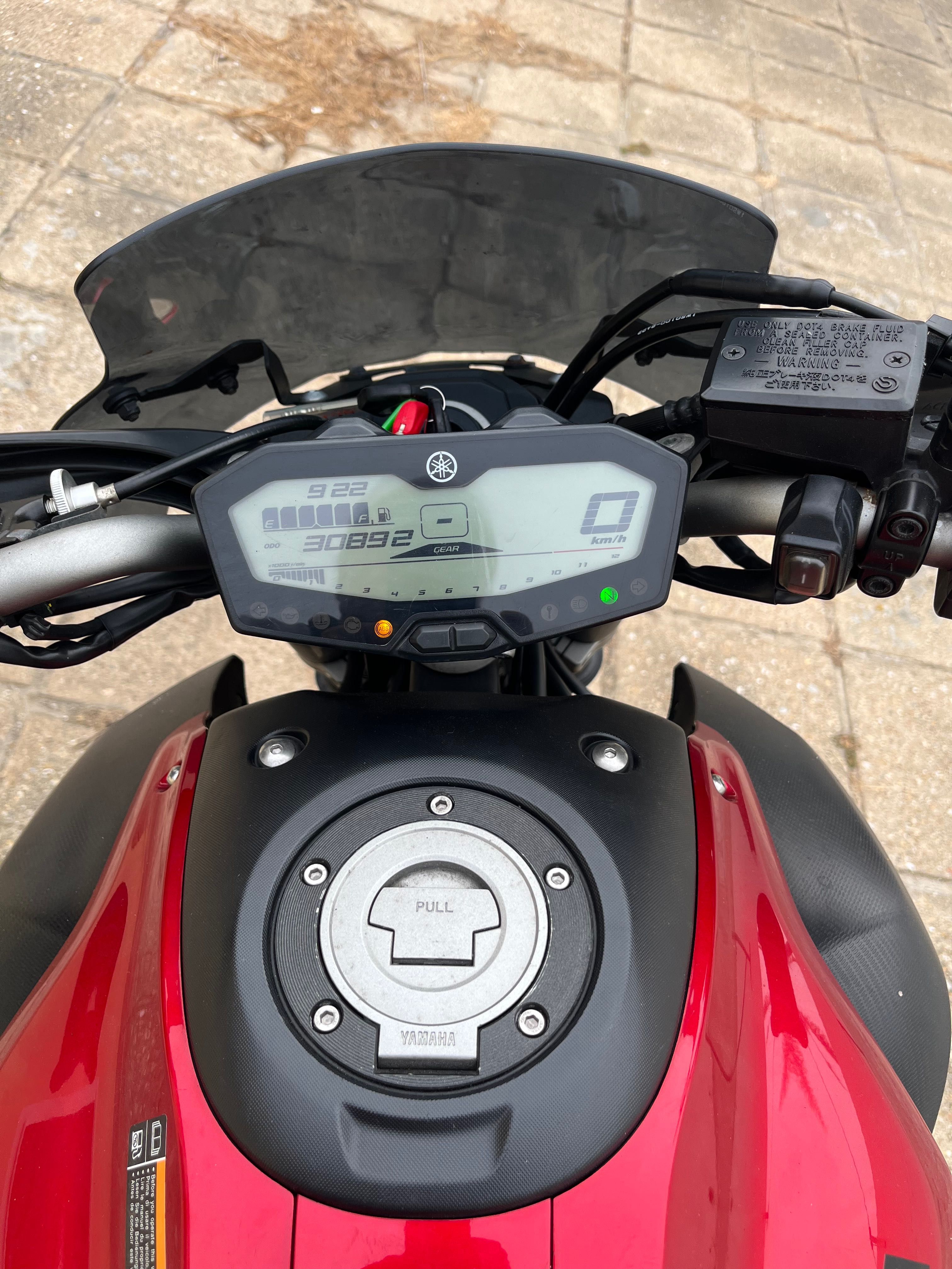Yamaha MT 700 de 2016