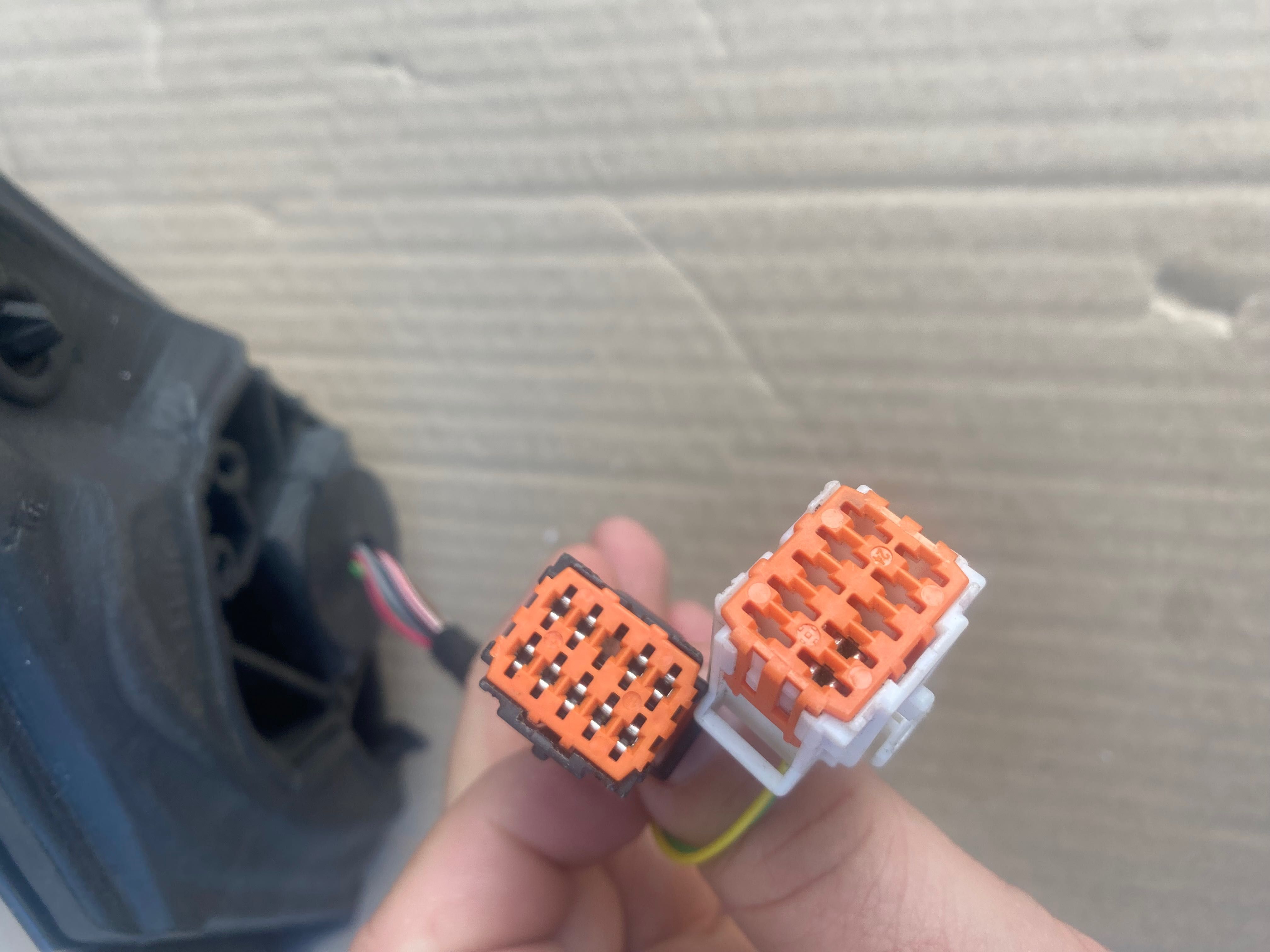 Lusterko Opel grandland x prawe 9 + 2 pin