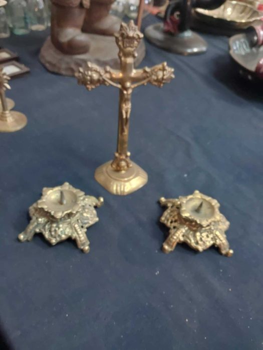 Mosiężny Krzyż + świeczniki, zestaw kolędowy