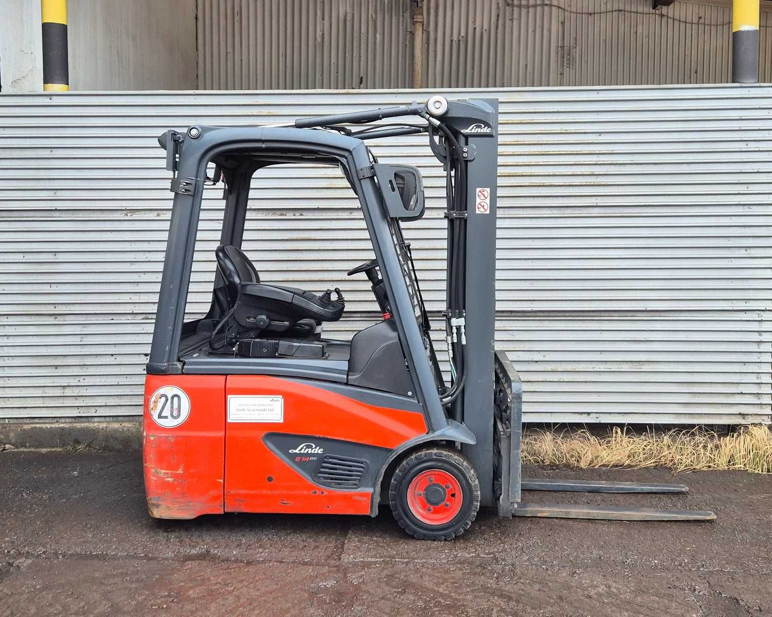 Linde E14 • TRIPLEX • 2019r • 2000 mtg • wózek widłowy elektryczny