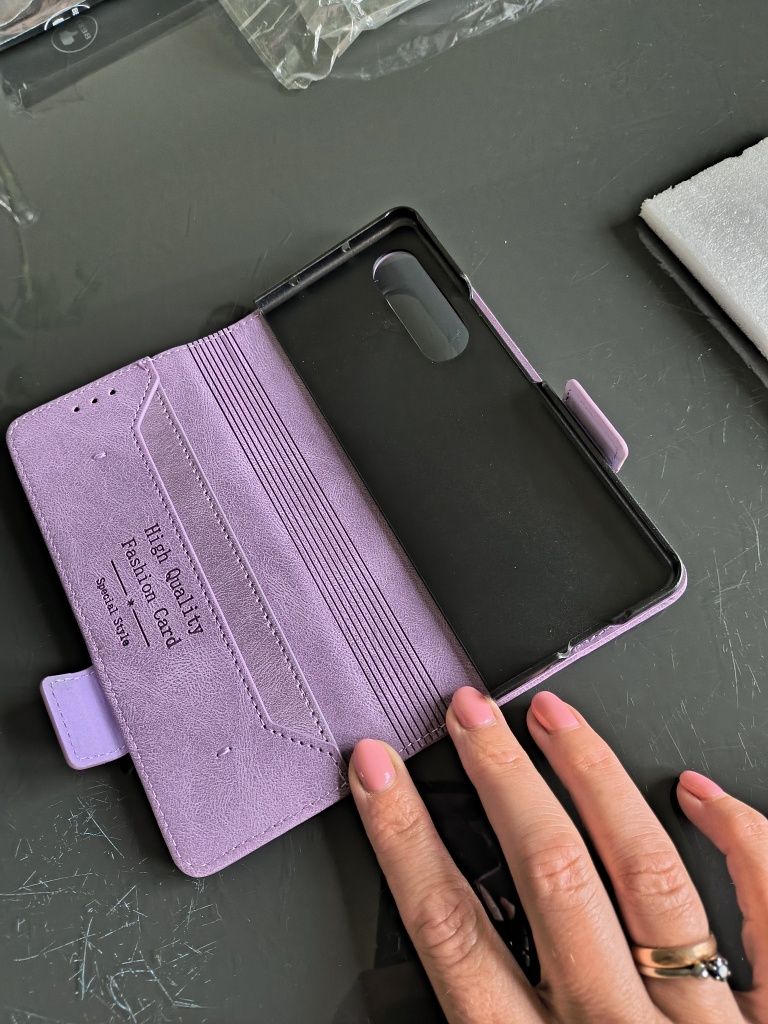 Etui Samsung Z fold 3 fioletowe magnetyczne