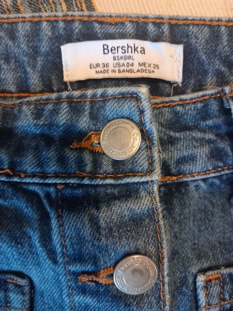 Mini saia de ganga com botões, 36