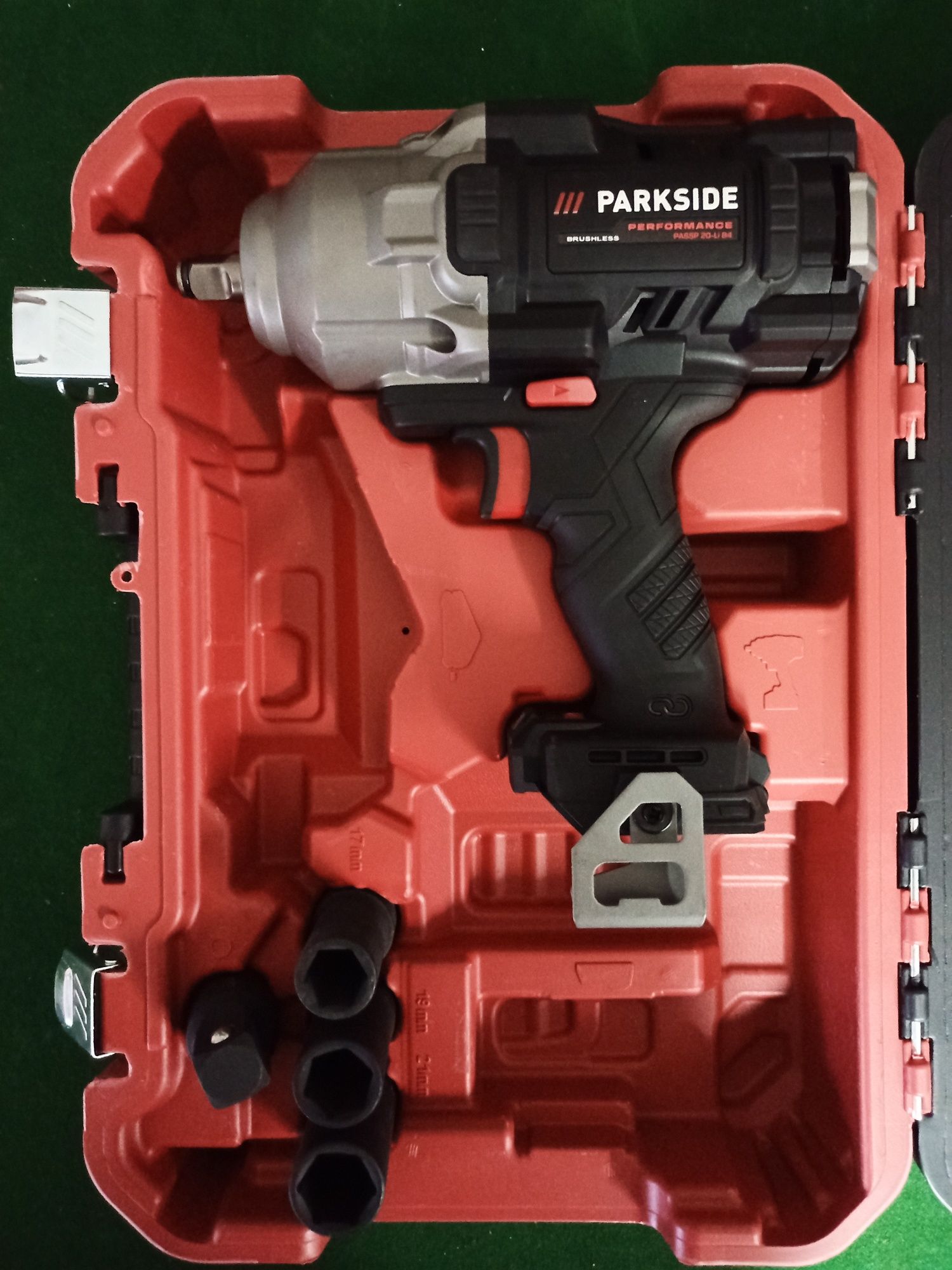Pistola de impacto Parkside performance nova
