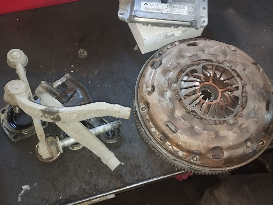 Citroen C5 exclusiv 2012 2.0 HDi 163 km Hydro