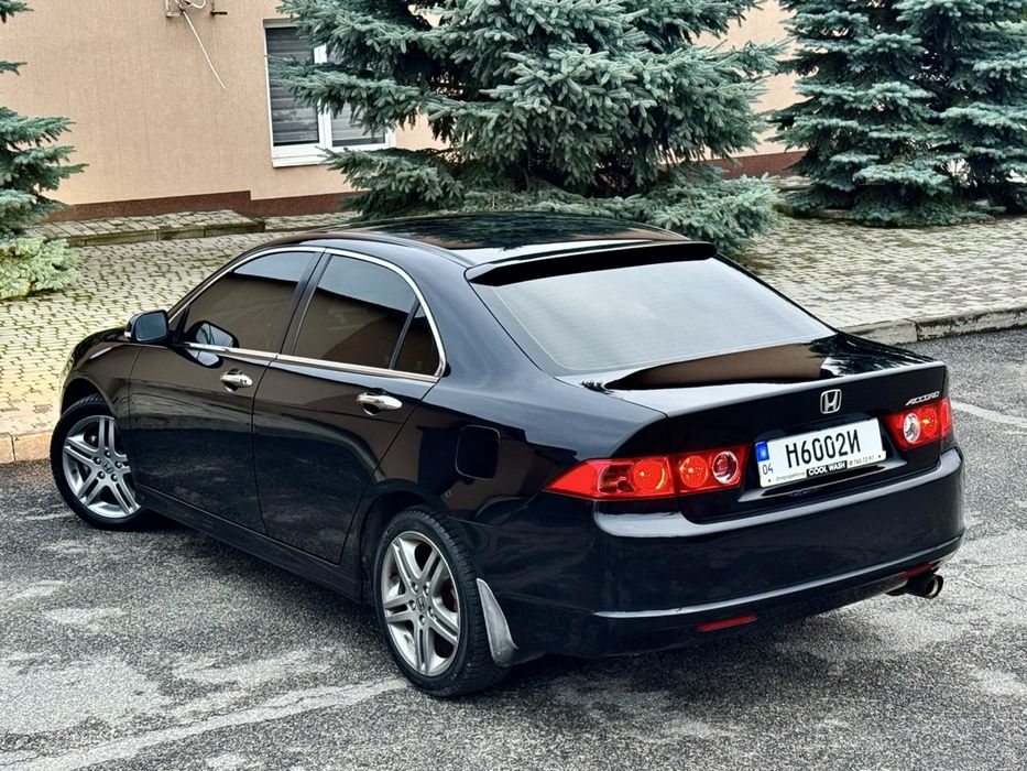 Honda Accord 2008 року 2 л бензин/автомат