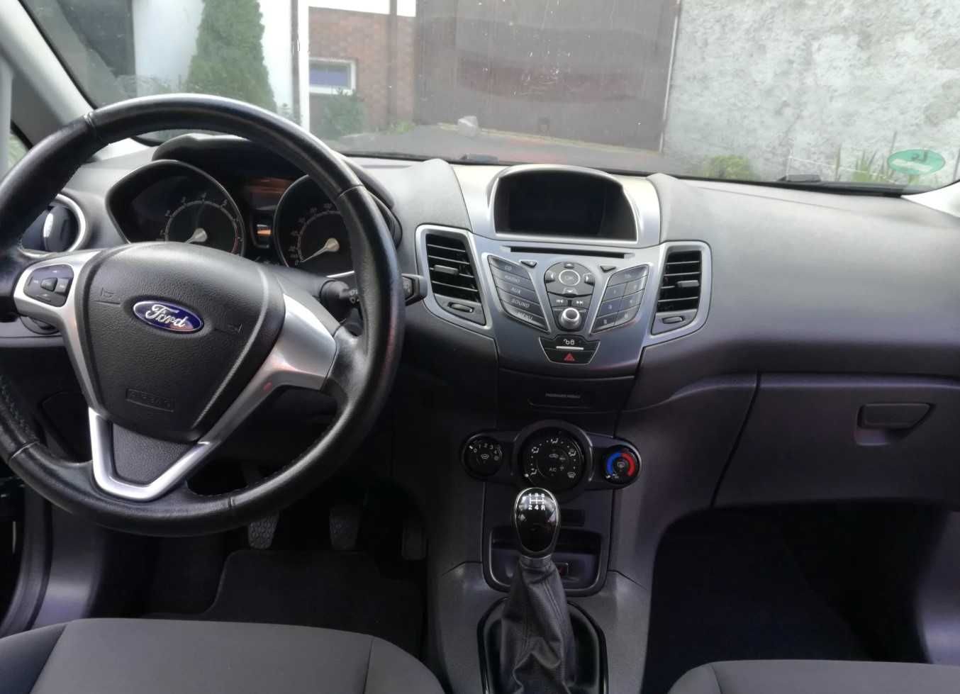 Fiesta mk7 капот бампер фара крыло зеркало четверть стекло дверь панел