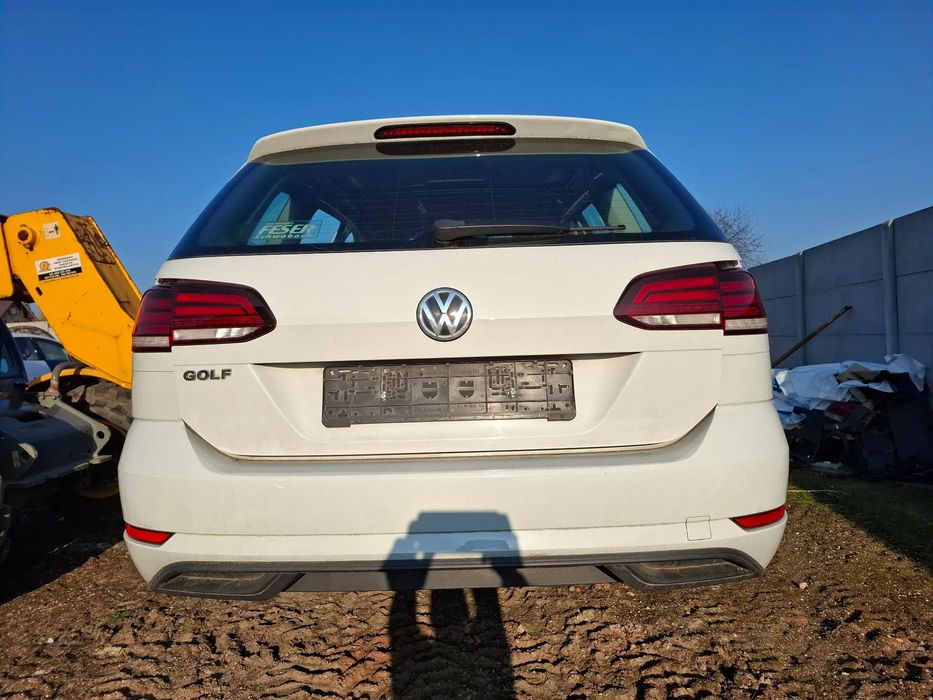 VW GOLF VII 7 5G0 KLAPA BAGAZNIKA KOMBI ZDERZAK TYŁ BIAŁA LC9A lub CZARNA LC9X
