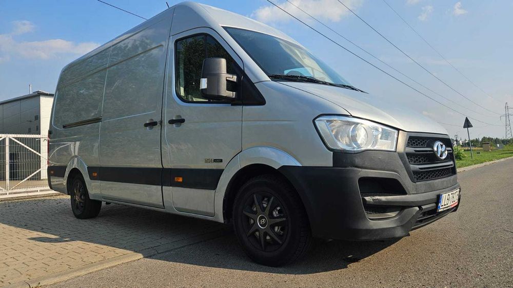 Hyundai H350 / 2,5D / L3H2 / klimatyzacja / 3 os