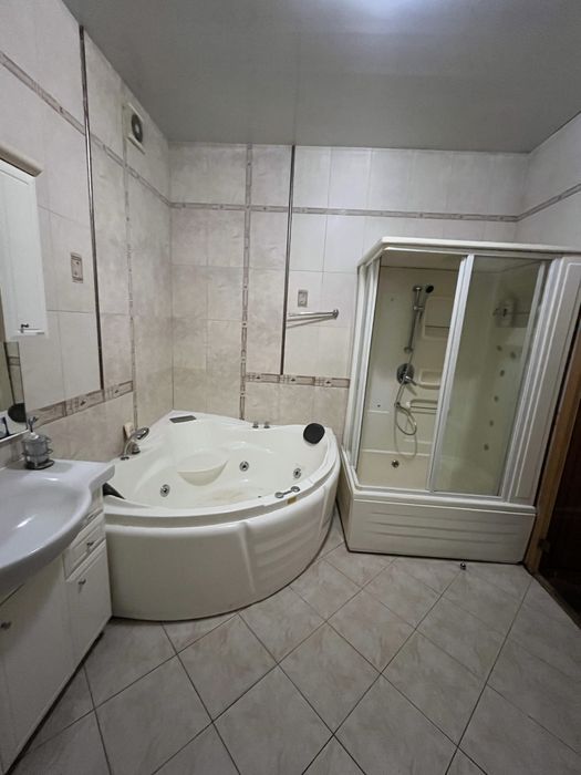 Здам чудовий будинок/гараж/сауна/джакузі