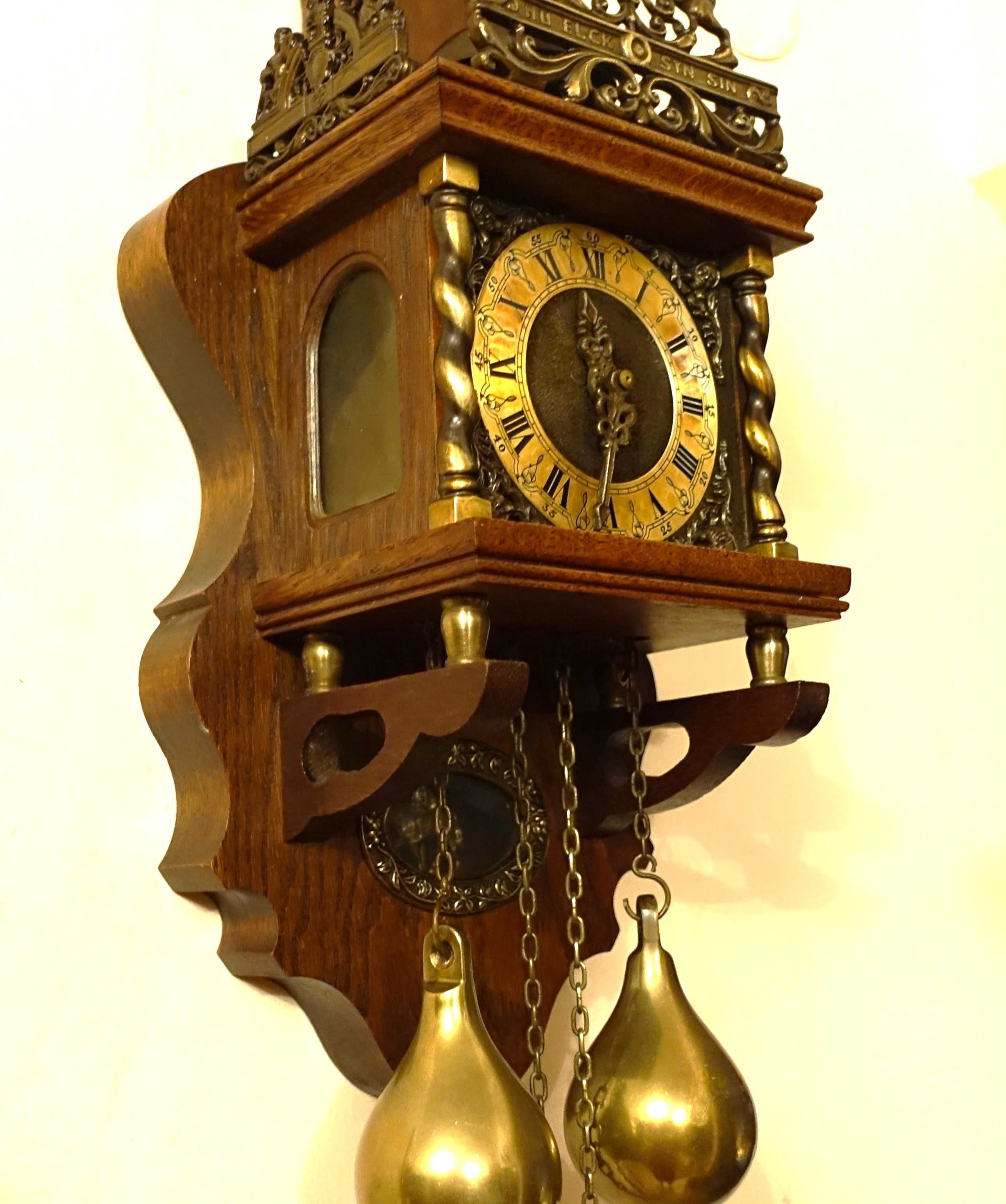 Wuba -Atlas ładny zegar wiszący odważnikowy