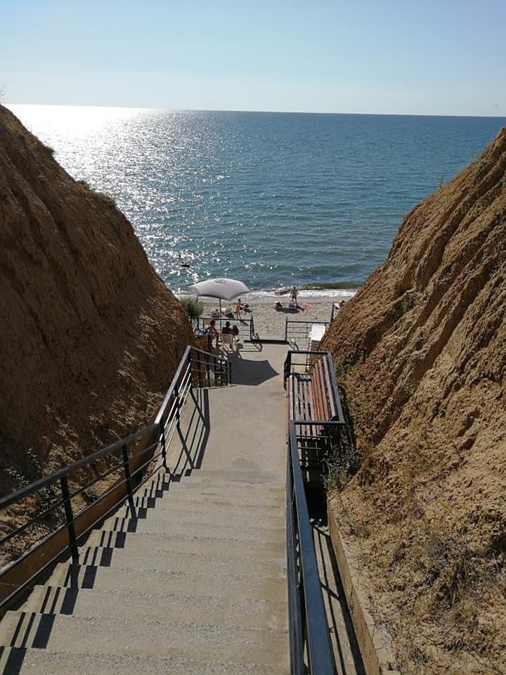 Здам номера для відпочинку на морі с Курортне