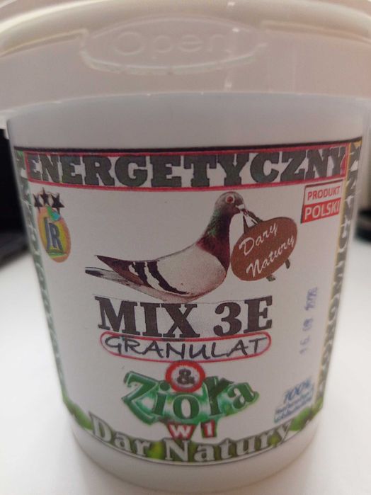 MIX 3E- 100 % uzupełnienie karmy dla gołębi w (proszku (800g)