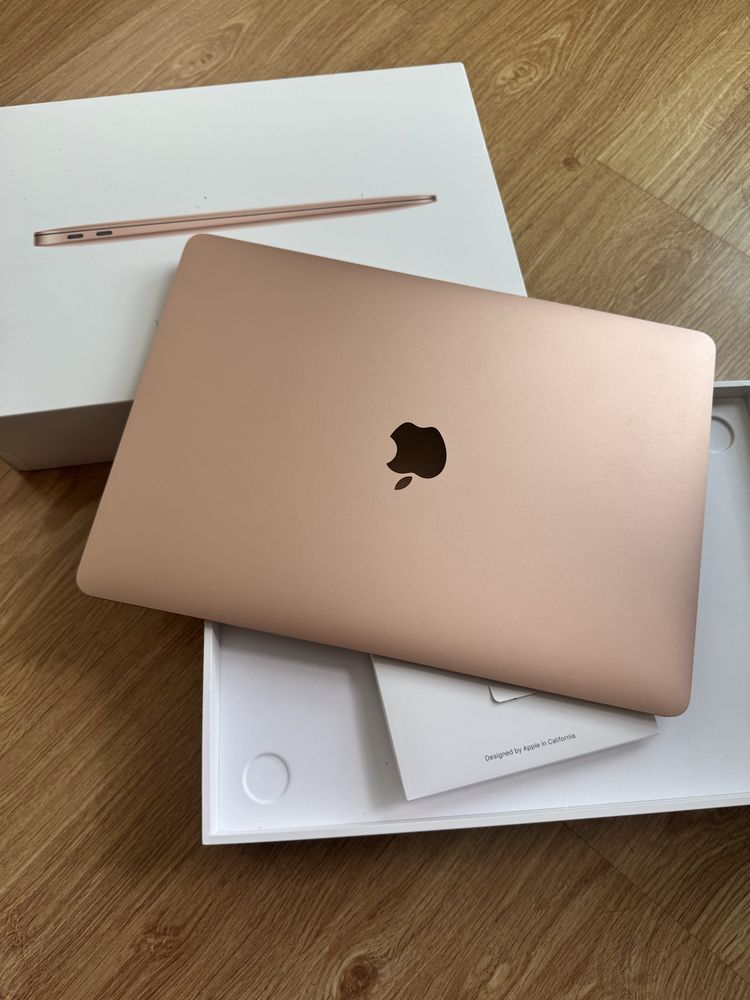 Macbook Air 2019 de 13” de 128gb com fatura ( Como Novo )