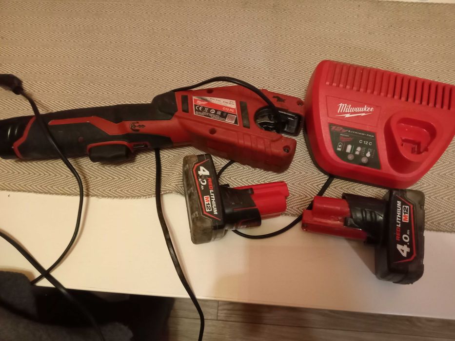 Milwaukee Obcinak do Rur