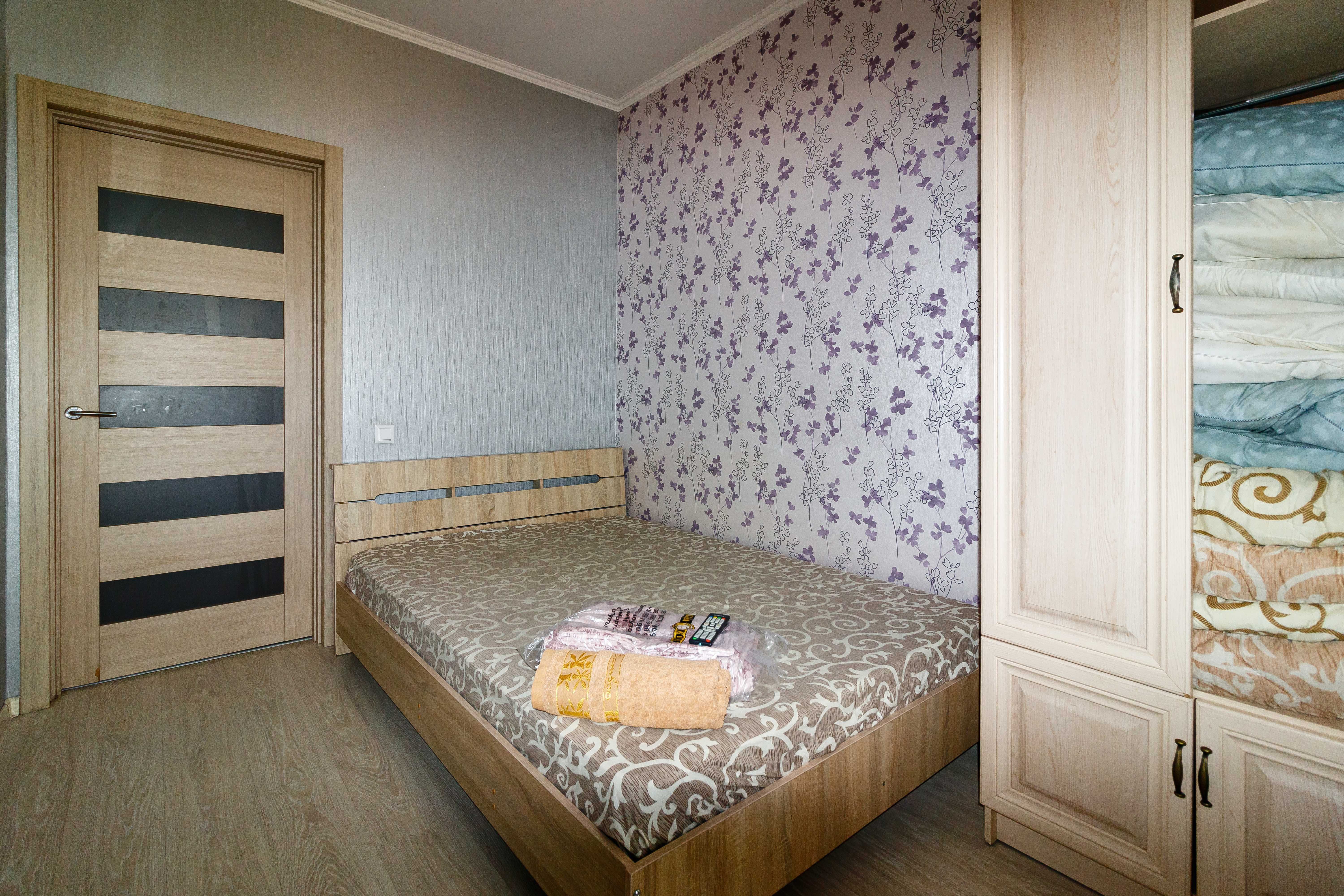 Здам подобово, 2-к.кв.Богатирська 6а, 10 хв від метро ЗНИЖКИ від 10 днів!