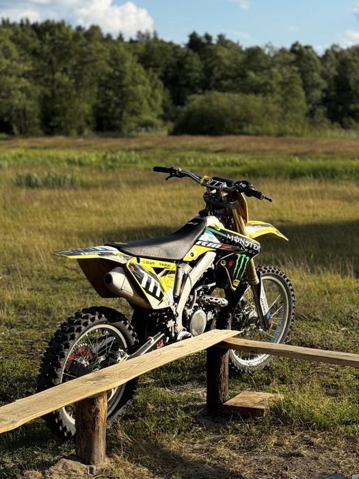 Продам сузуки RMZ 250