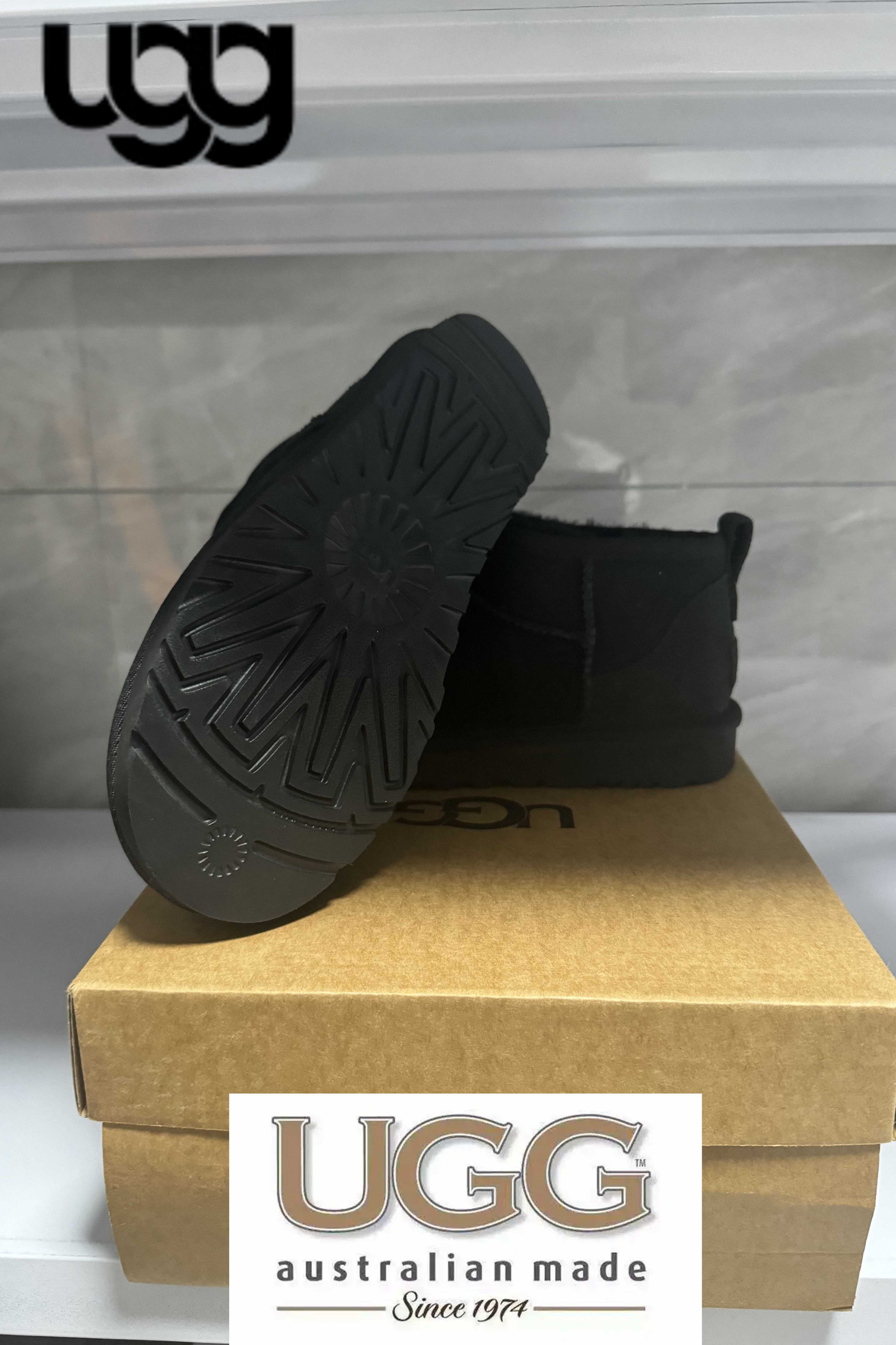 UGG Classic Ultra Mini Boot Czarny EU38