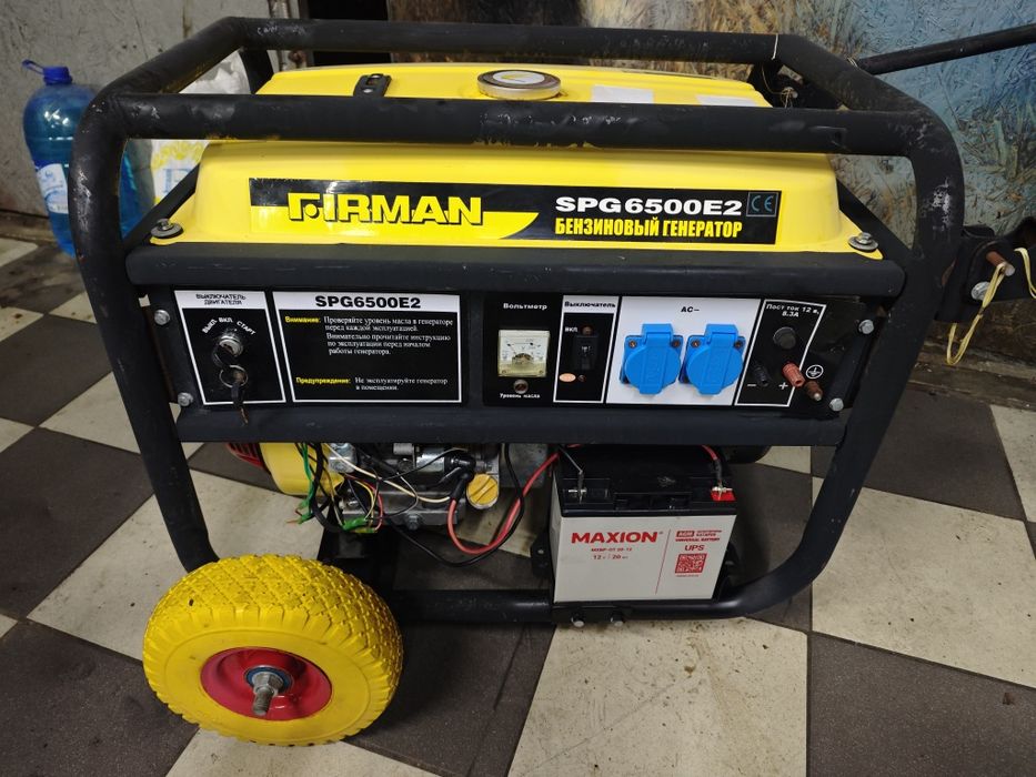 Продам генератор spg 6500 220 v с хранения состояние нового газ бензин