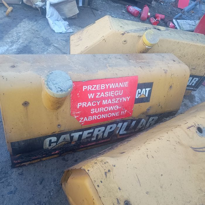 Zbiornik , bak paliwa spycharka Cat, Caterpillara d5 m , d6 n