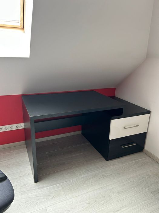 Zestaw mebli pokój sypialnia łóżko biurko szafa