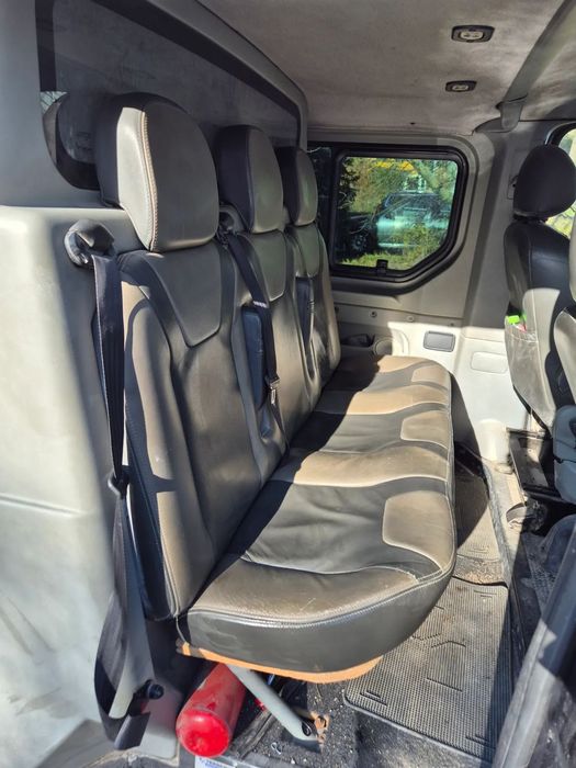 DUBELKABINA ZABUDOWA PRZEGRODA HOLENDERKA PRIMASTAR TRAFIC VIVARO 01-14r.