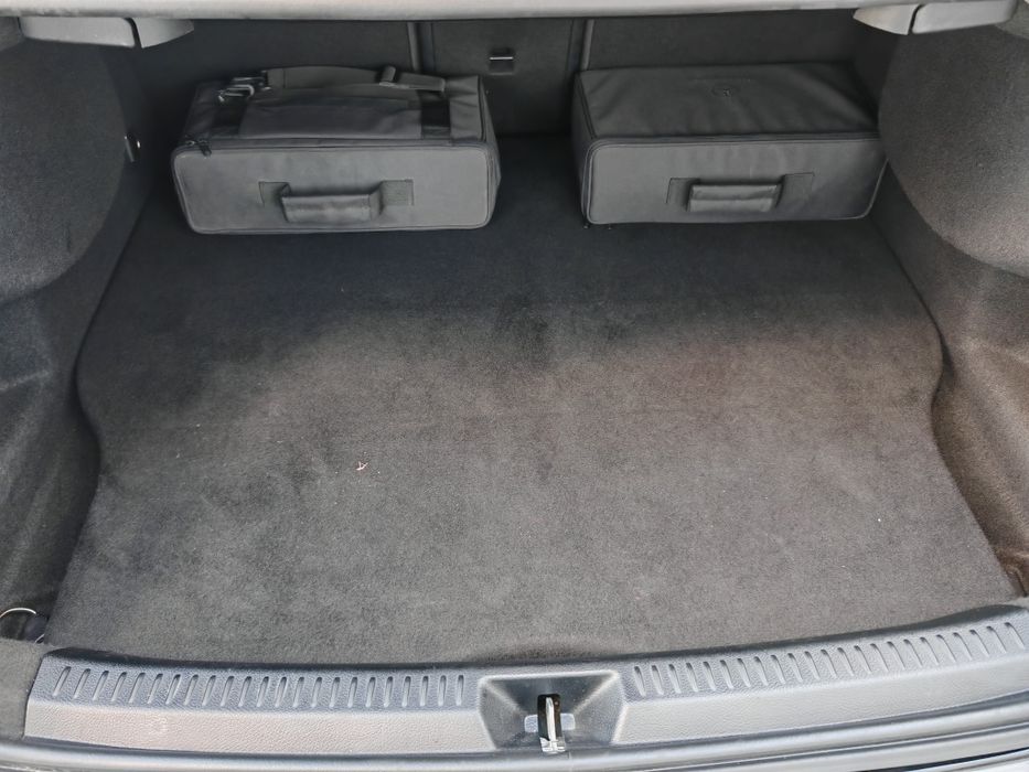 Mercedes A 250e AMG limousine