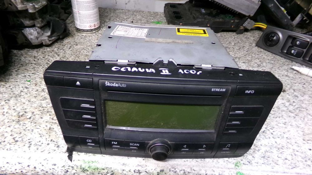 Wrz55 Radio CD odtwarzacz skoda octavia II wysyłka