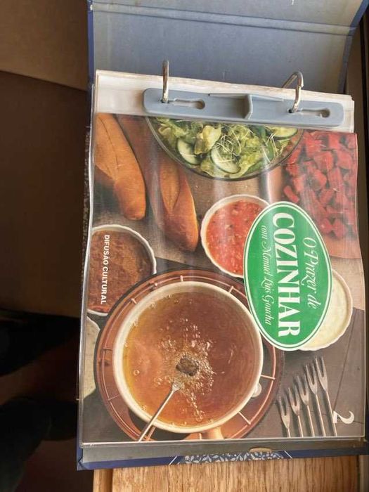 2 livros de Culinária do Manuel Luís Goucha