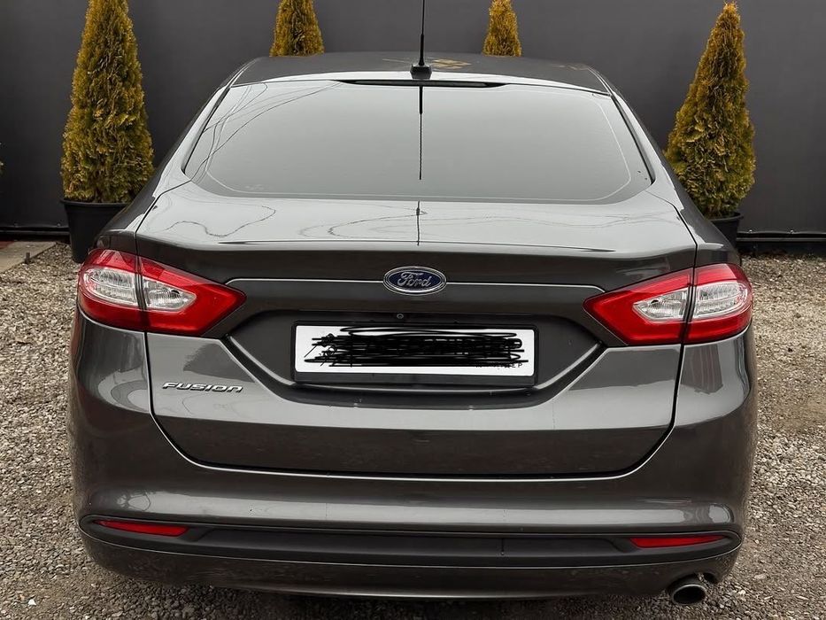 Авто Ford Fusion
