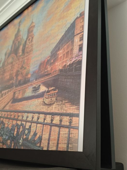 Moldura preta 65*95 cm com puzzle