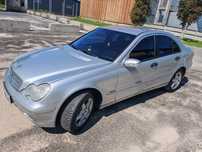Mercedes-Benz w203 C-Class