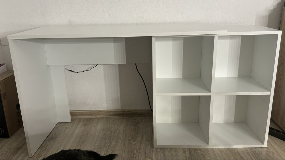 biurko białe 150x50