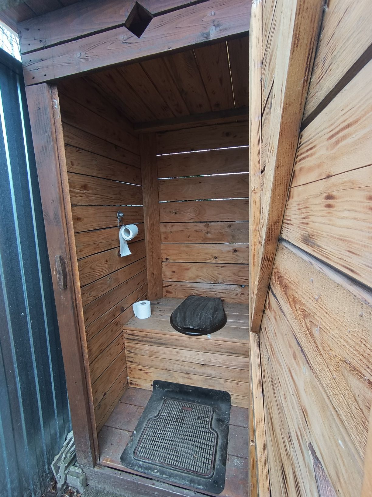 Kibel drewniany,WC, wychodek