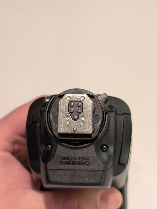 Продам вспышку Canon 430 ІІ