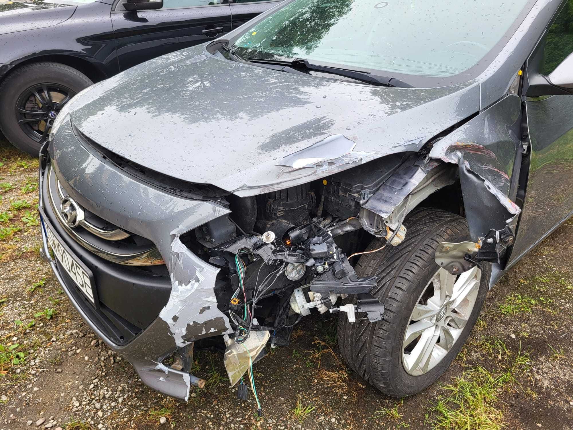 Hyundai I30 2013R - Bogata wersja wyposażenia