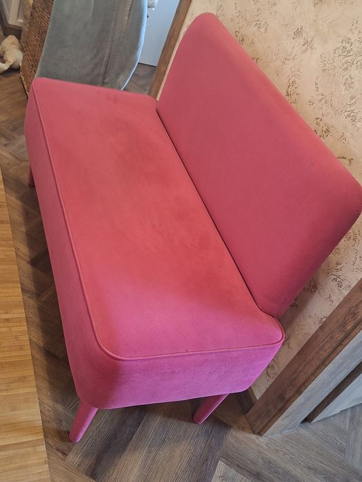 Ławeczka do sypialni, przedpokoju, salonu itp.