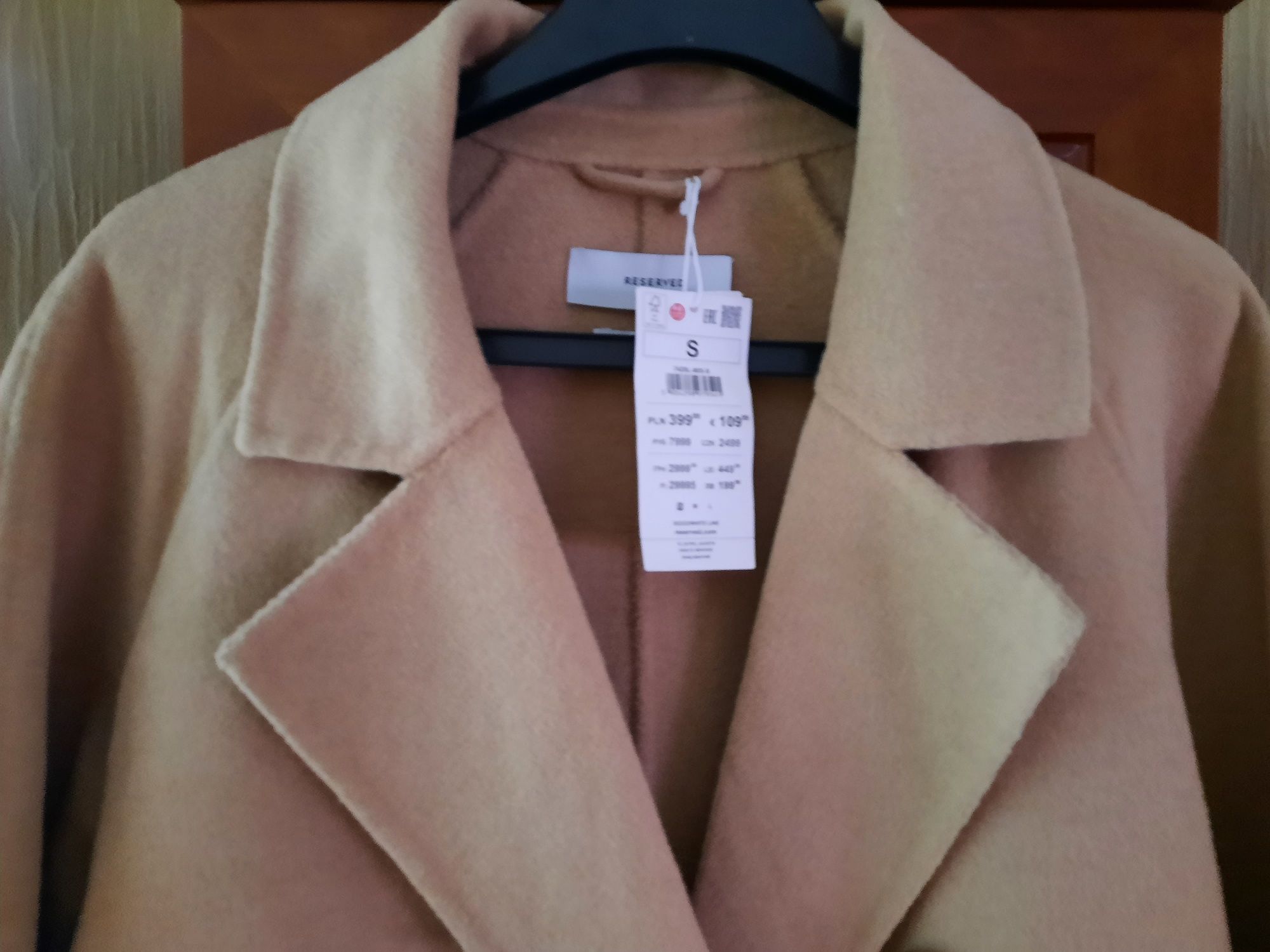 Plaszcz przejściowy Reserved  camel oversize  z wełną 36  38  40