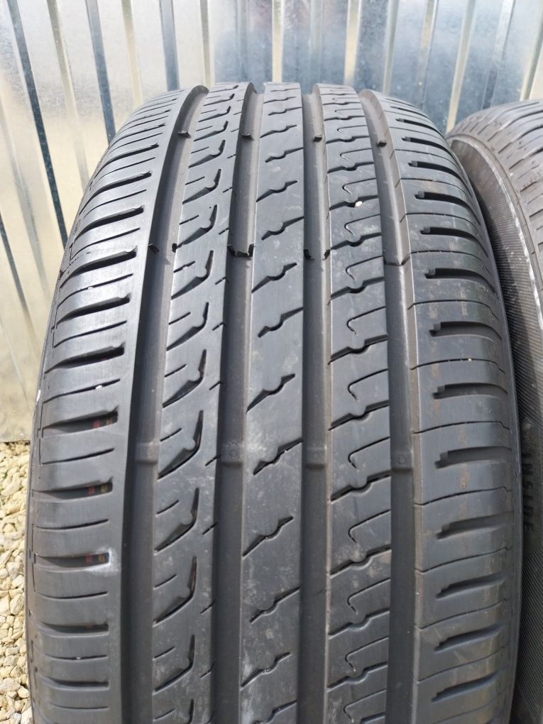 2x Opony letnie BARUM BRAVURIS 5 215/55 r17 94V 2021