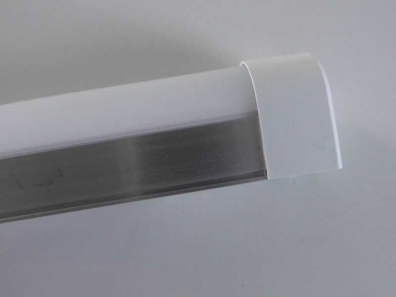 Lampa lampka 45 LED podszafkowa 10,5W 1000 lumenów 4000K