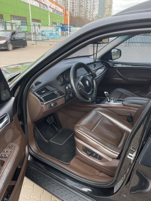 Продам BMW X5 E70 M57 3.0