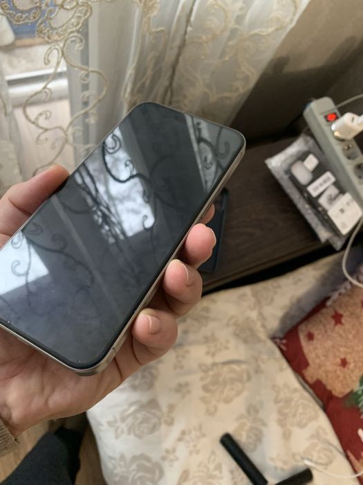 Продам айфон 15 промакс 256г